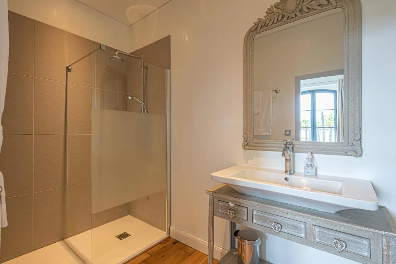 Le Manoir De Plessis Kaer 0*, Crach