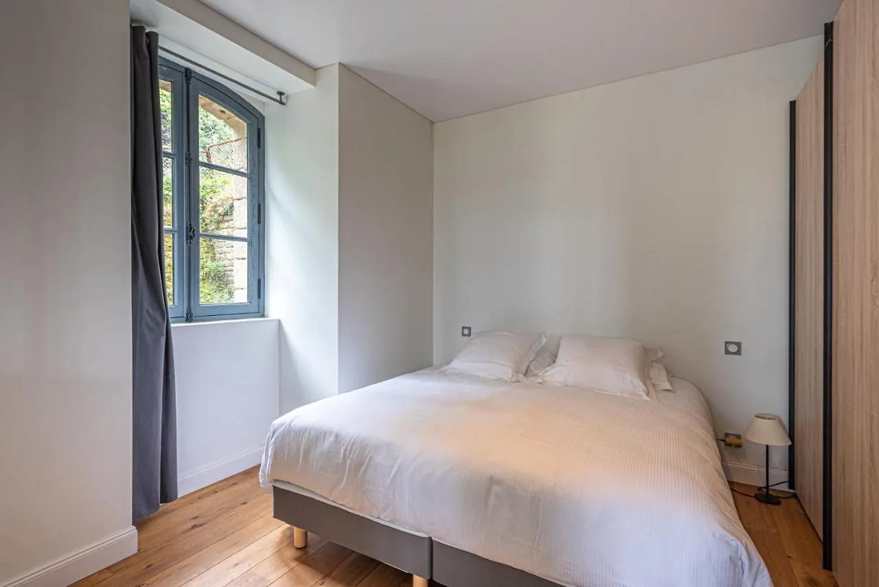 Le Manoir De Plessis Kaer 0*, Crach France