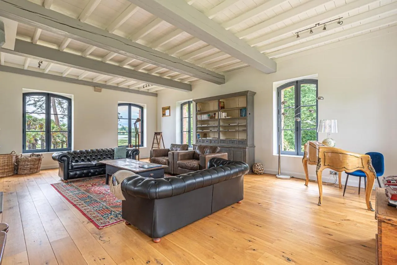 Le Manoir De Plessis Kaer Crach